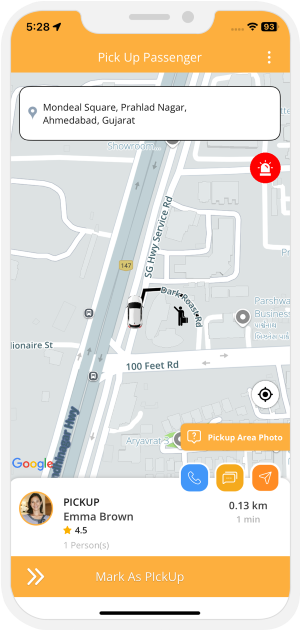 driver reaches at picup location